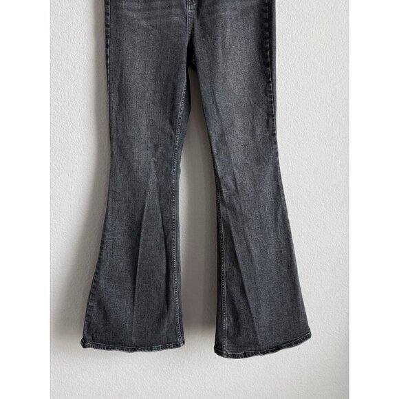 Free People Robin CRVY High Rise Flare Jeans Gray Black Wash Womens Size 28 Boho - Picture 8 of 11